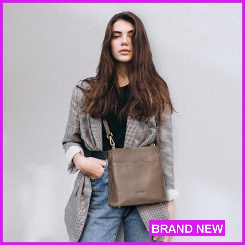 Leather Bucket Bag with Detachable Straps Versatile Shoulder Crossbody Tote - Picture 2 of 5